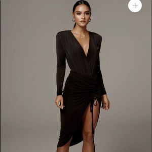 Brand new! JLUX ruched slinky skirt